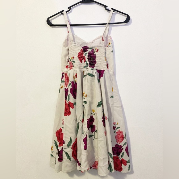 🌺 Floral Dress - Old Navy - XS - Picture 2 of 3